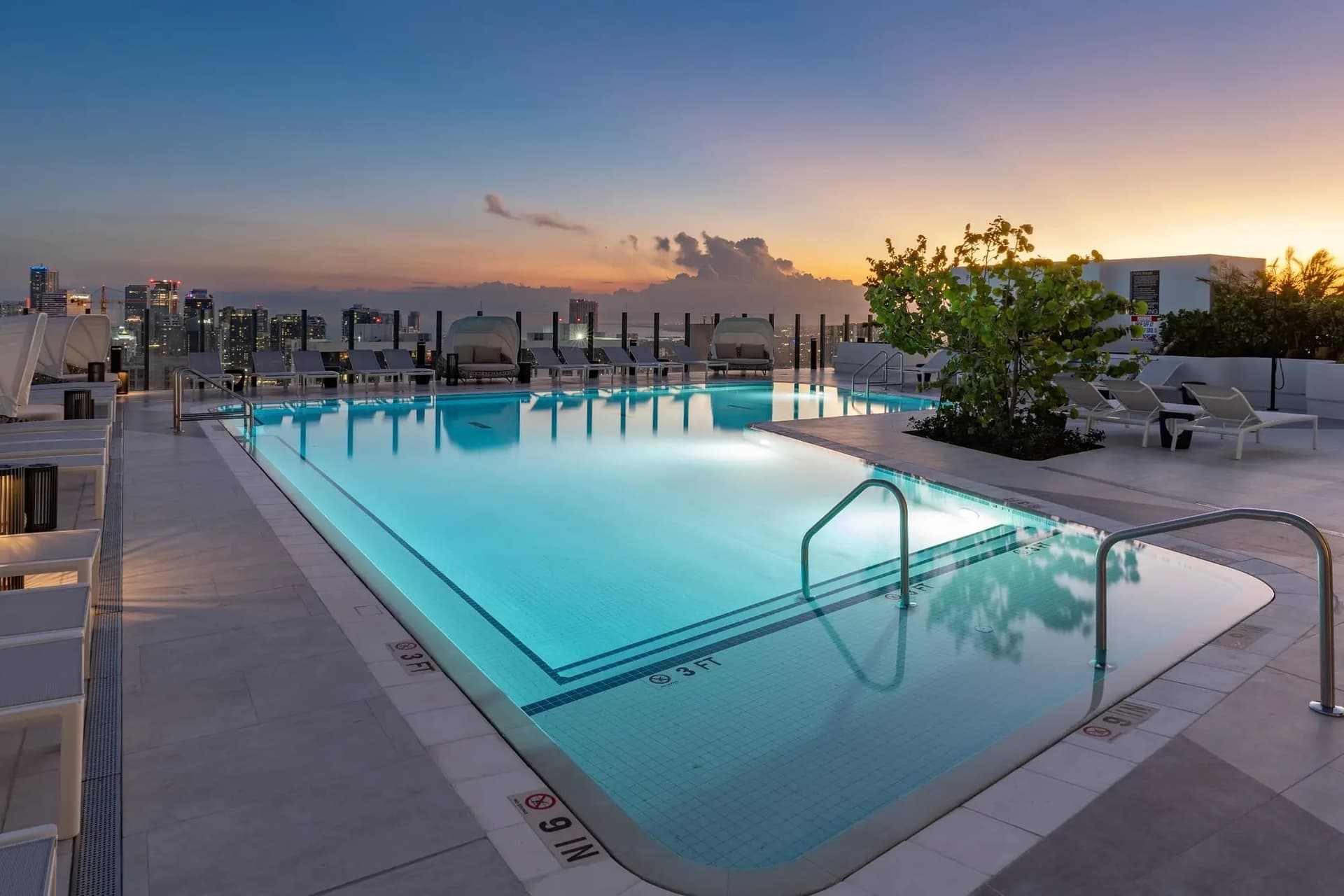 Miami World Tower Apartments — Rents & Availability